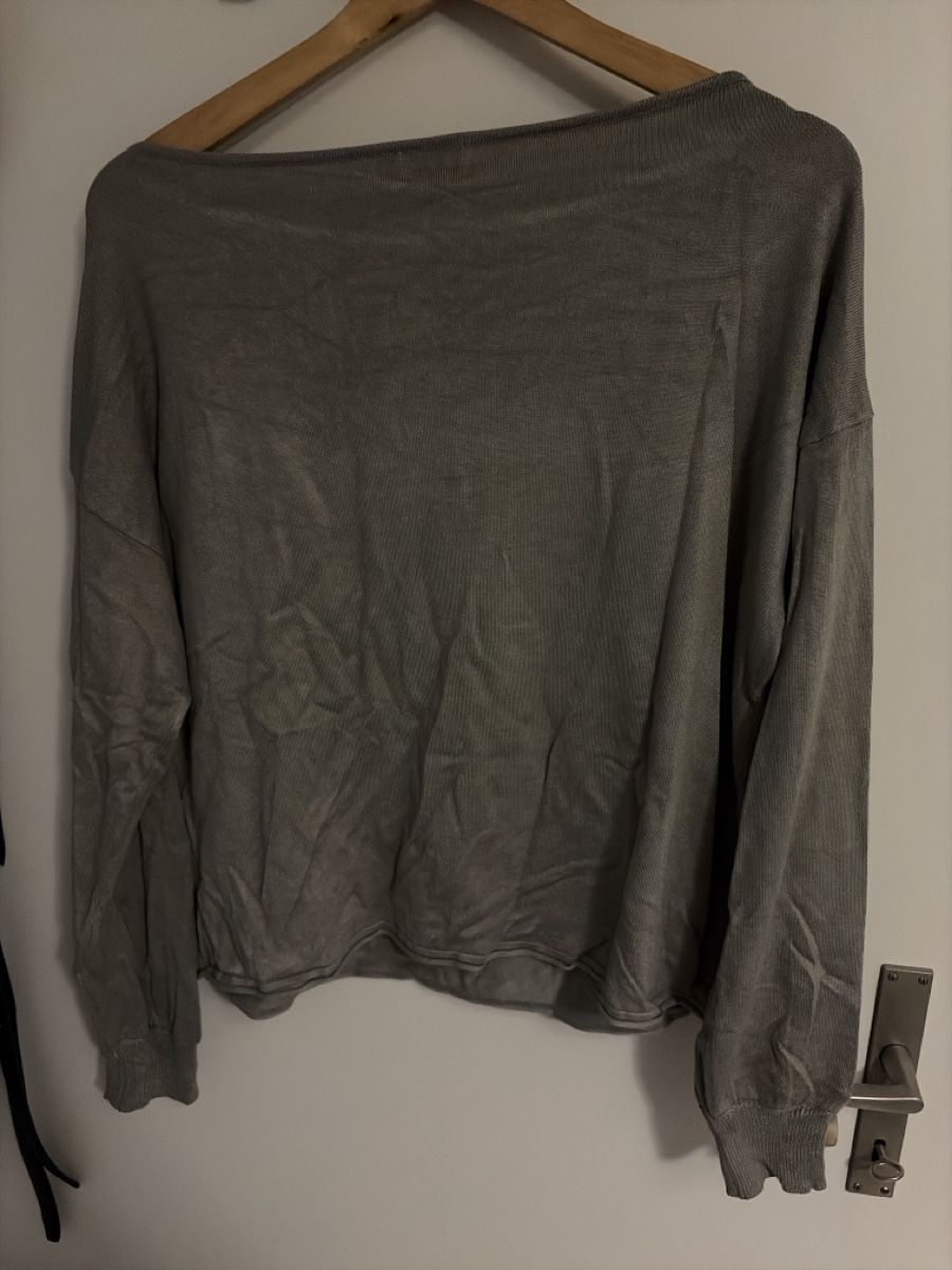 Stradivarius Pullover & Sweatshirts: Pullover – Gebraucht aus Olten von edo_79j7 2