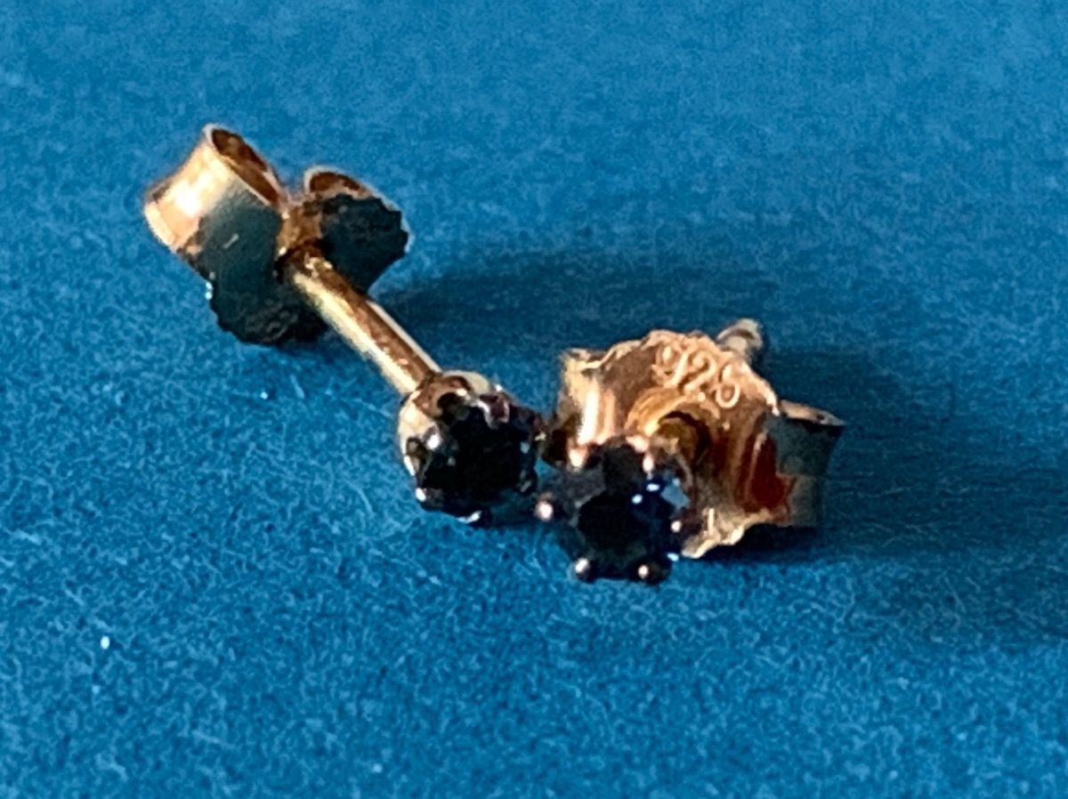 Orecchini pendenti & Orecchini a lobo: Vergoldete Silber-Ohrstecker blau – Usato da Dittingen venduto da Bijoubelle 5