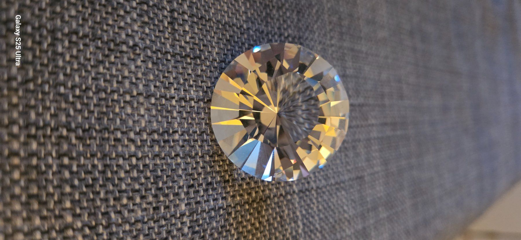 Swarovski Tutte le decorazioni: Swarovski Kristall Stein weiss – Usato da Himmelried venduto da Fluhstr4