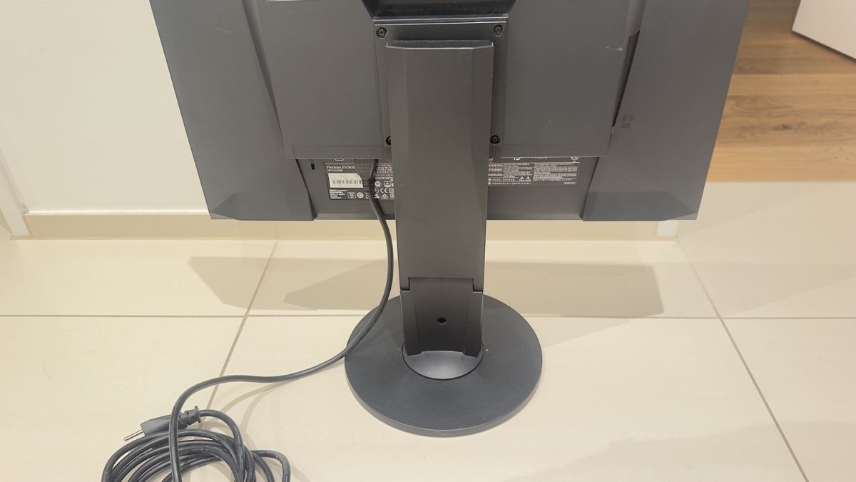 Ecrans: Monitor Eizo  schwarz gebraucht – D'occasion à Baar par Boks82 3