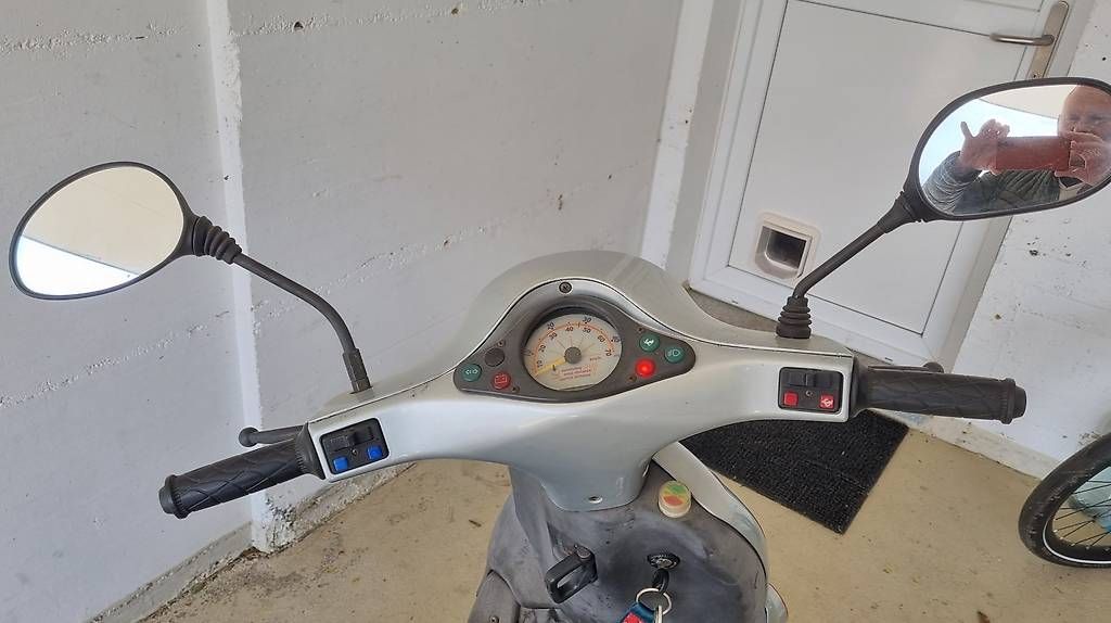 Oxygen Scooter: Scooter elettrico Oxygen – Usato da Pregassona venduto da GioGhielma 2