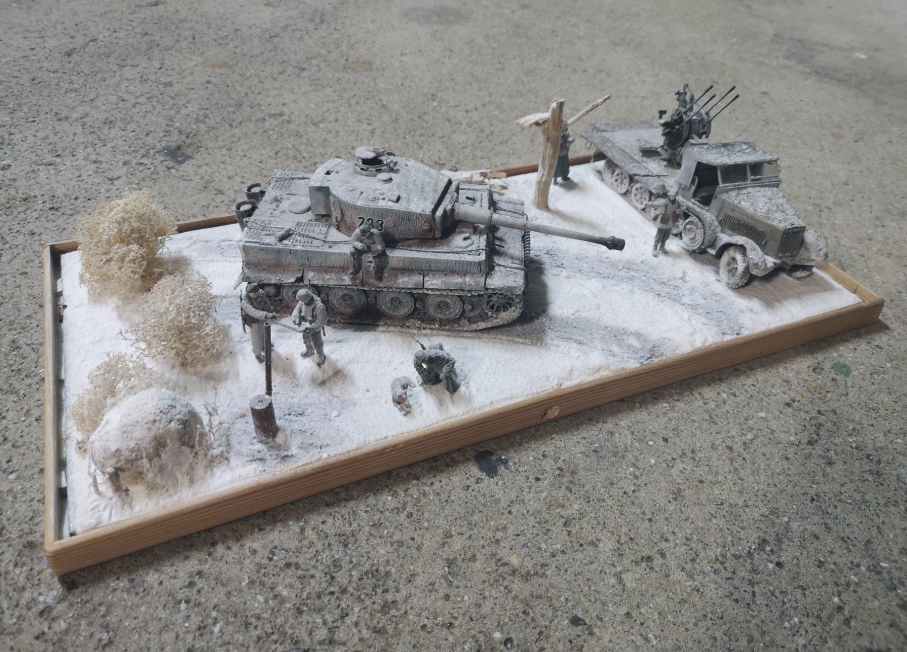 Kit di modellismo & Modellini statici: 1:35 Diorama "deutsche Einheit" – Usato da Niederbipp venduto da kevintifu20 2
