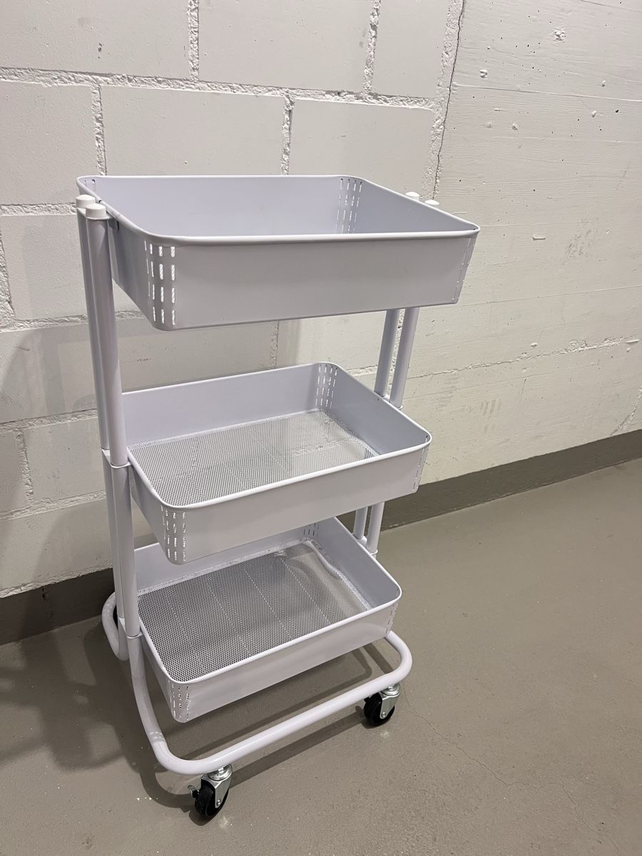 Servierwagen: Servierwagen weiss – Neu (gemäss Beschreibung) aus Solothurn von sl_27