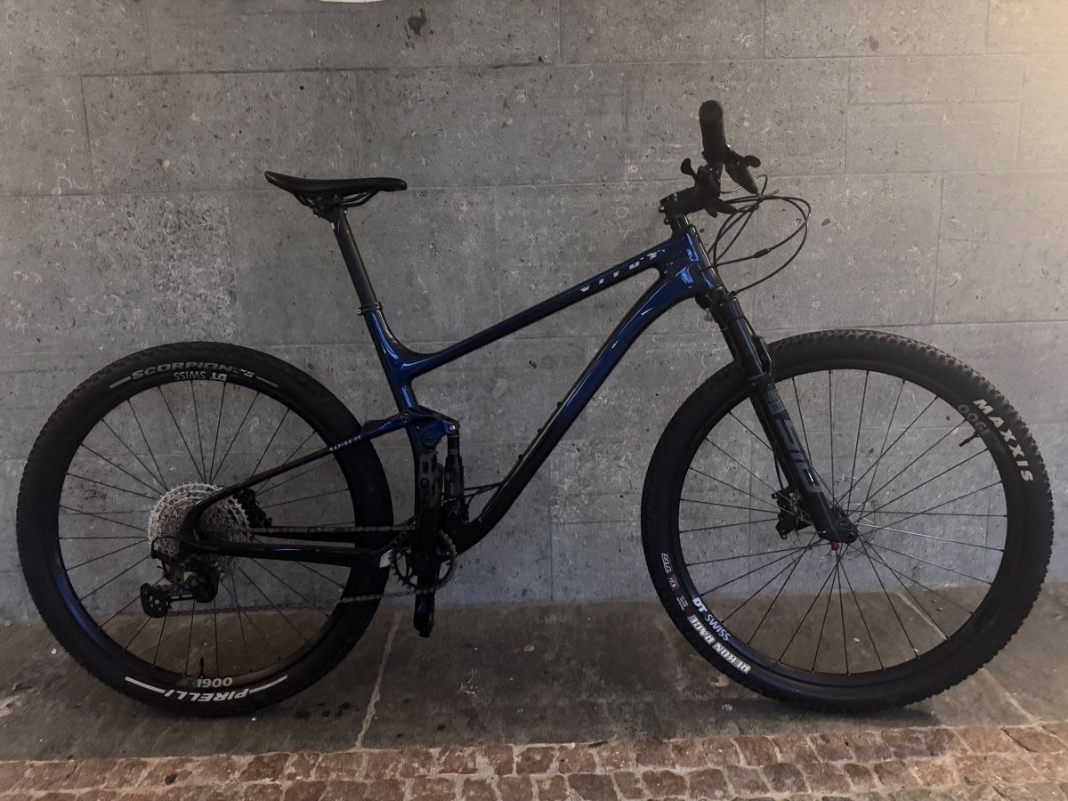 Vélos: Vitus FS CRS 2022 – D'occasion à Biel/Bienne par Marchand_de_Glace