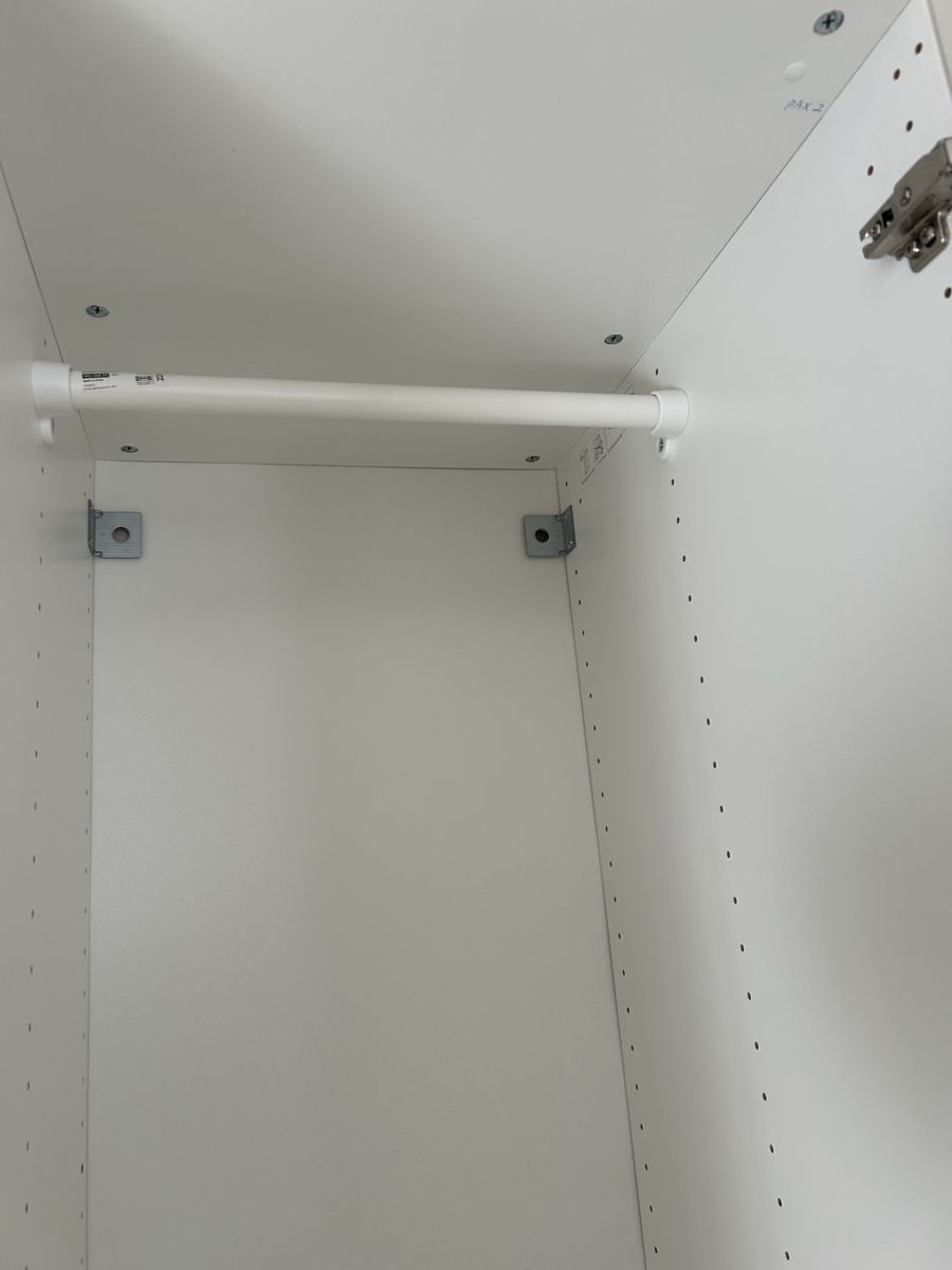 Ikea Armadi: Ikea PAX Wardrobe Cabinet - White, great Condition – Usato da Zürich venduto da mai_sxv7 1