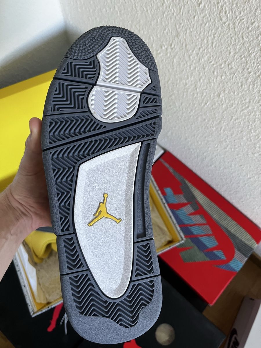Jordan Scarpe da uomo: Jordan 4 Lightning, Grösse 42.5 – Nuovo e nell'imballaggio originale da Liebefeld venduto da donetasy 2
