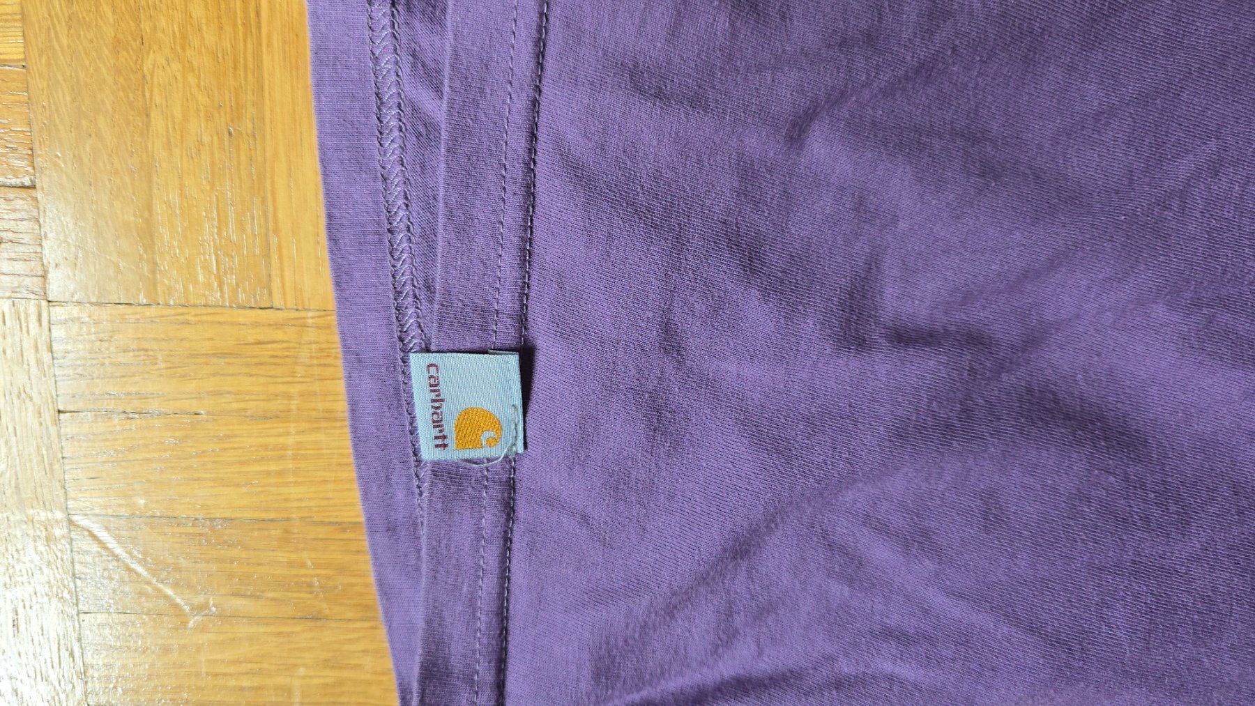 Carhartt T-shirt: Carhartt T shirt  L – Usato da Wallisellen venduto da theblacksheep 4