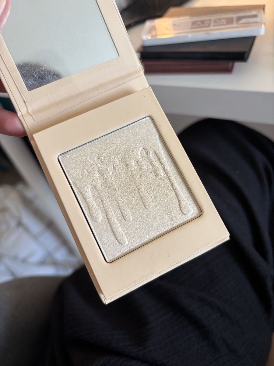 Make-up: Kylie Jenner Make up Set – Gebraucht aus Rütihof von liv_k2bp 2