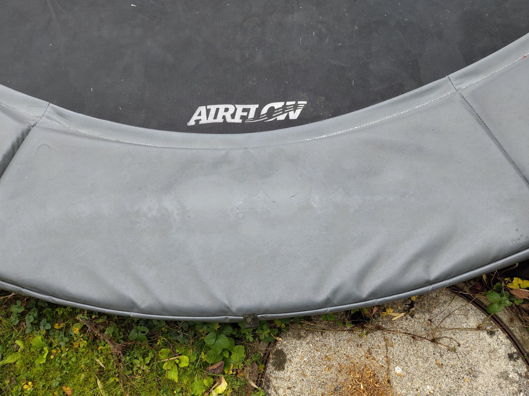 Trampolini: BERG Trampolin Air Flow inground, Durchmesser 330cm – Usato da Affoltern am Albis venduto da Anda4 3