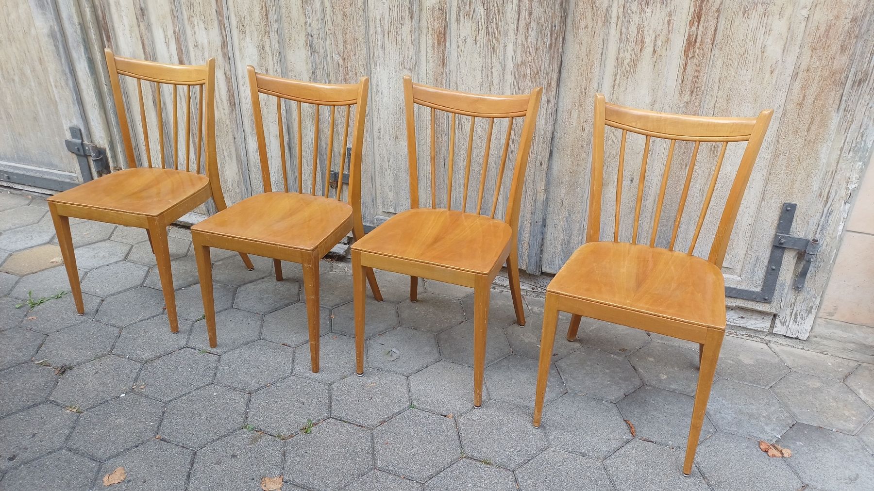 Chaises: 4 Stäbli Stühle 60er  – D'occasion à Flawil par Pinkmalibu