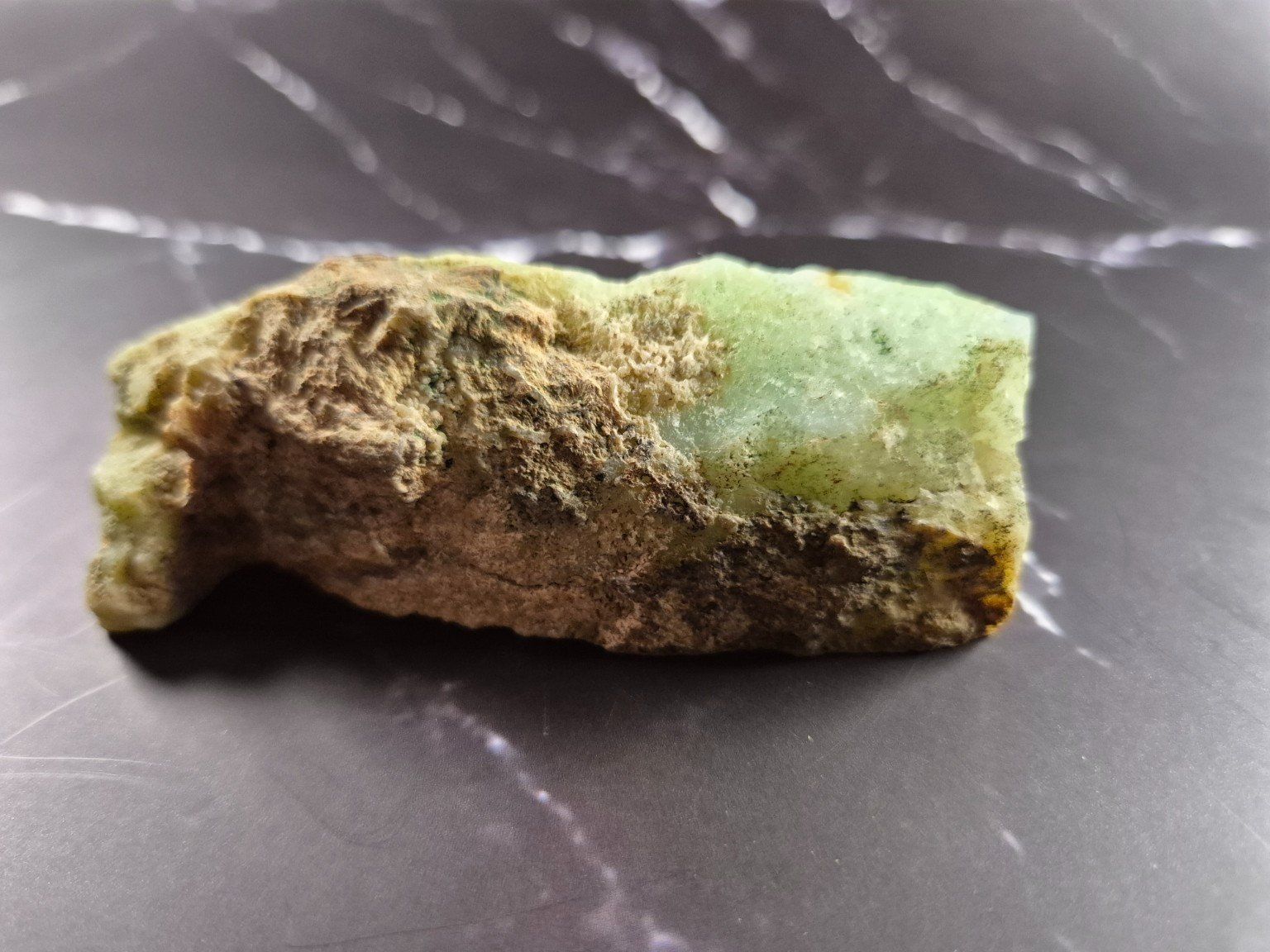 Minerali & Pietre curative: Bloc brut de chrysoprase – Usato da Sugnens venduto da Madteus82 1