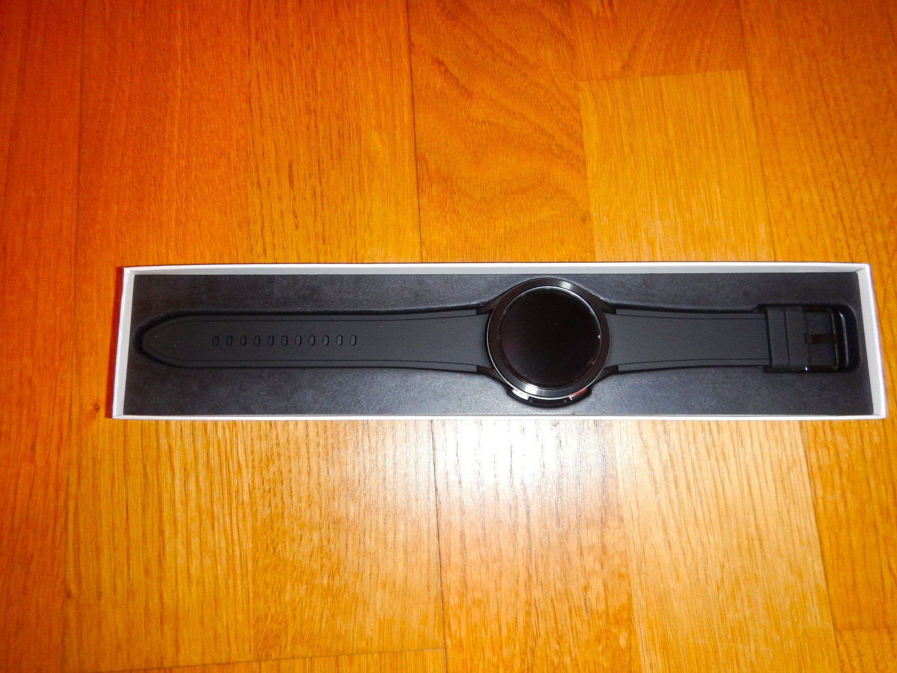 Samsung Smartwatch: Samsung Galaxy Watch4 Classic – Nuovo e nell'imballaggio originale da Grosshöchstetten venduto da bodensee58 1
