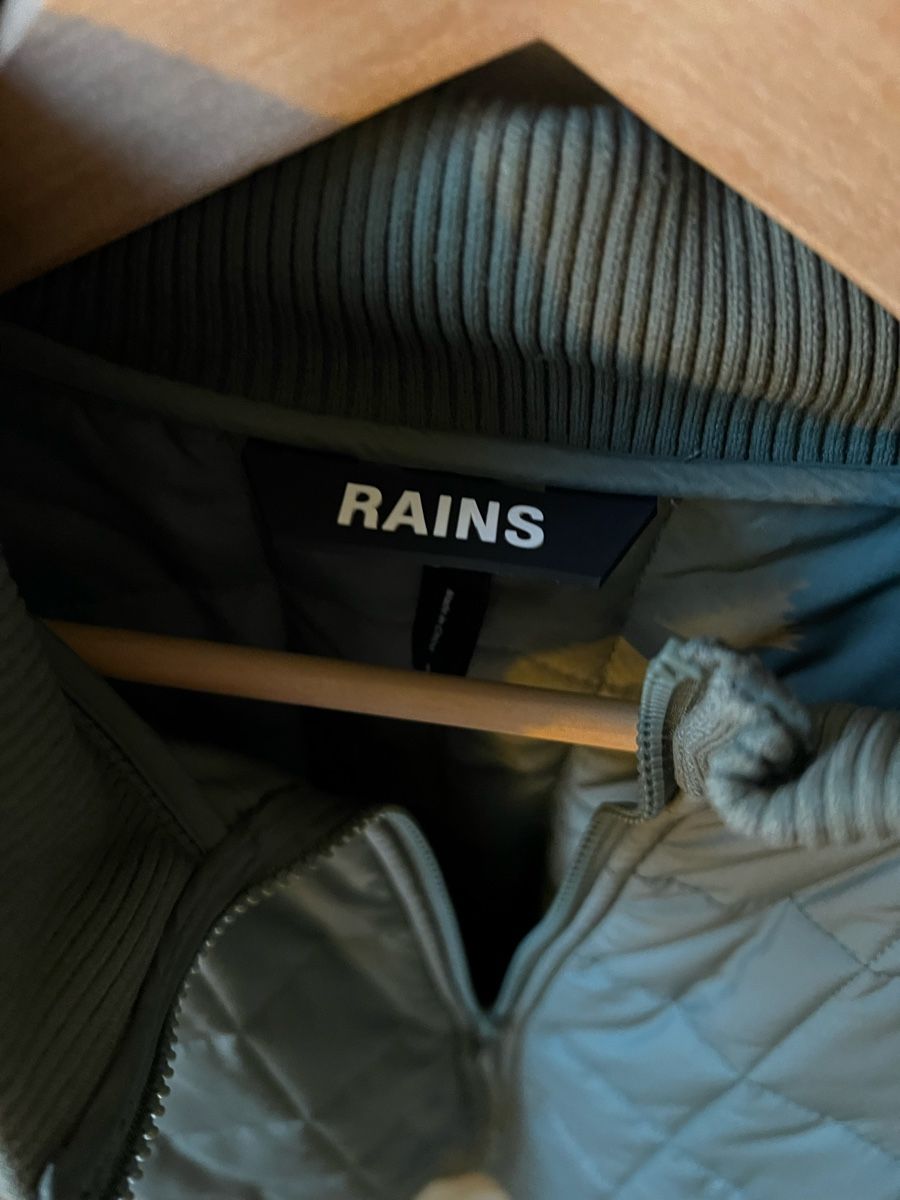 Vestes: RAINS Light Jacket Bomber – D'occasion à Vevey par MangoMobb 3