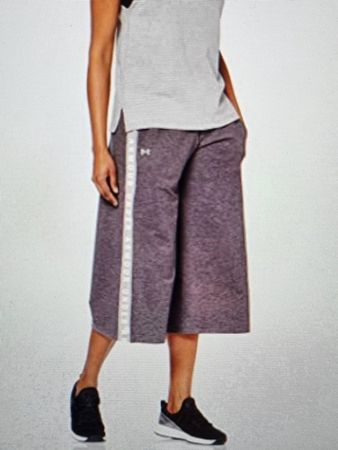 Under Armour Featherweight Fleece Crop Corsaire M Capri NEUF