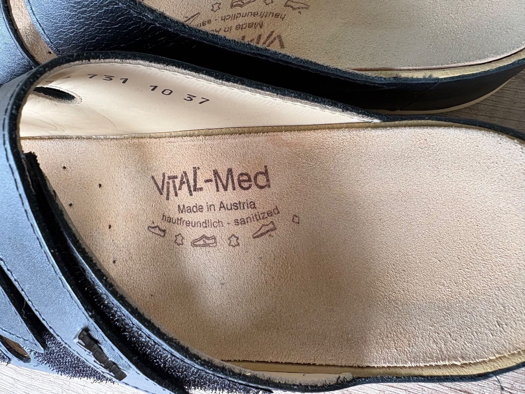 Vital Scarpe da donna: VITAL-Med Clogs Gr. 37 – Usato da Schübelbach venduto da S1CH 2