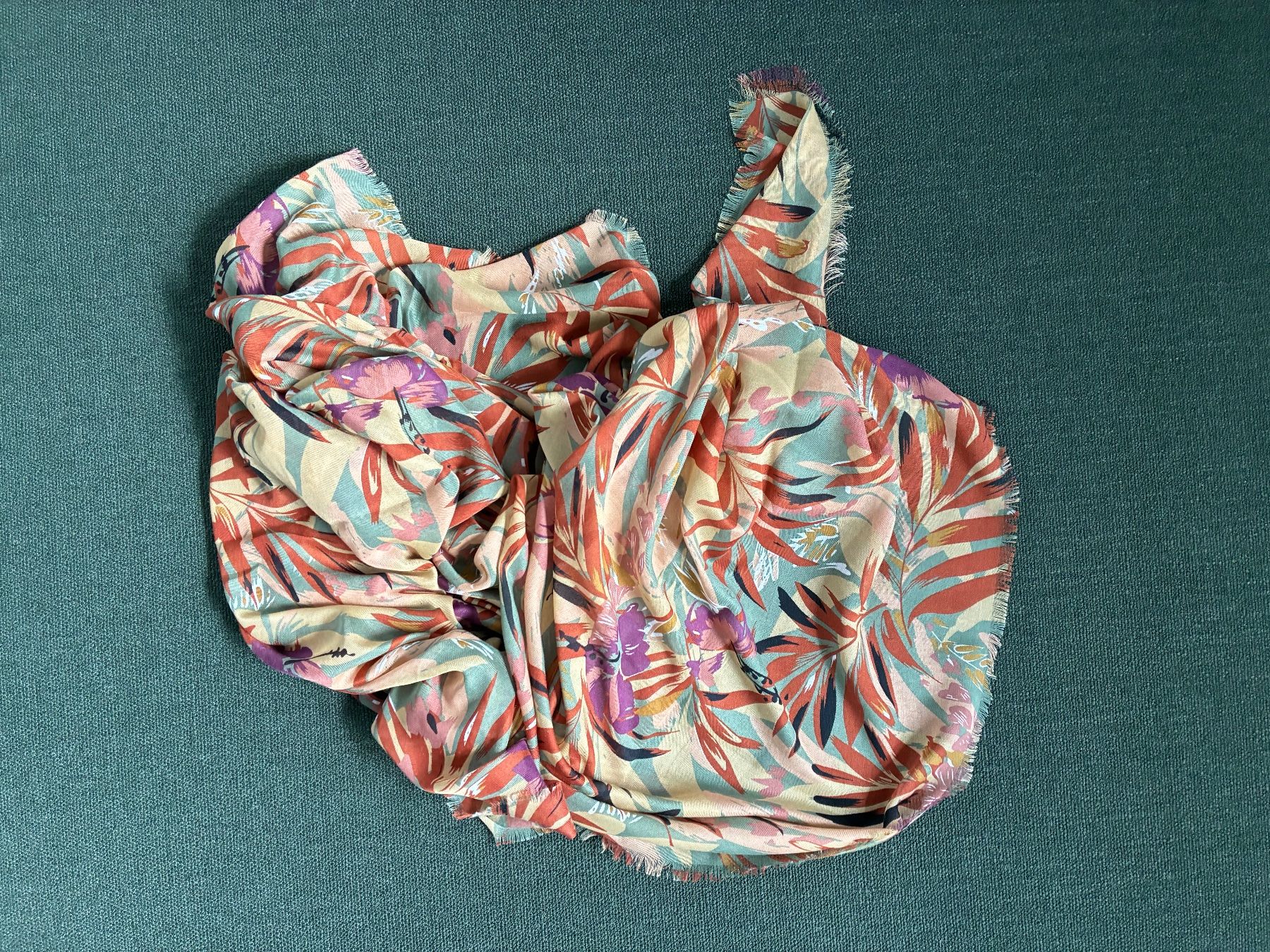 Foulard & Sciarpe: Sommer Schal /Foulard – Usato da Kilchberg BL venduto da cha19
