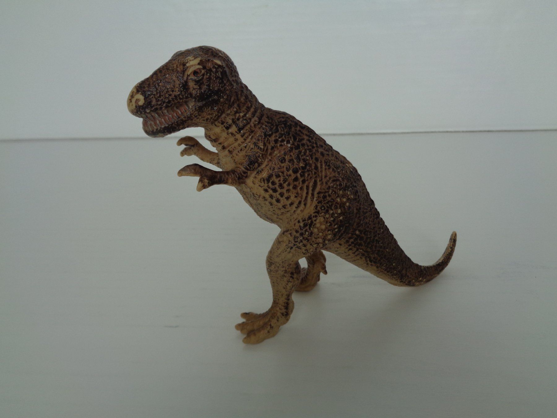 Figuren: 4 grosse Dinosaurier davon sind 2 Schleich – Gebraucht aus Chur von omonia 8
