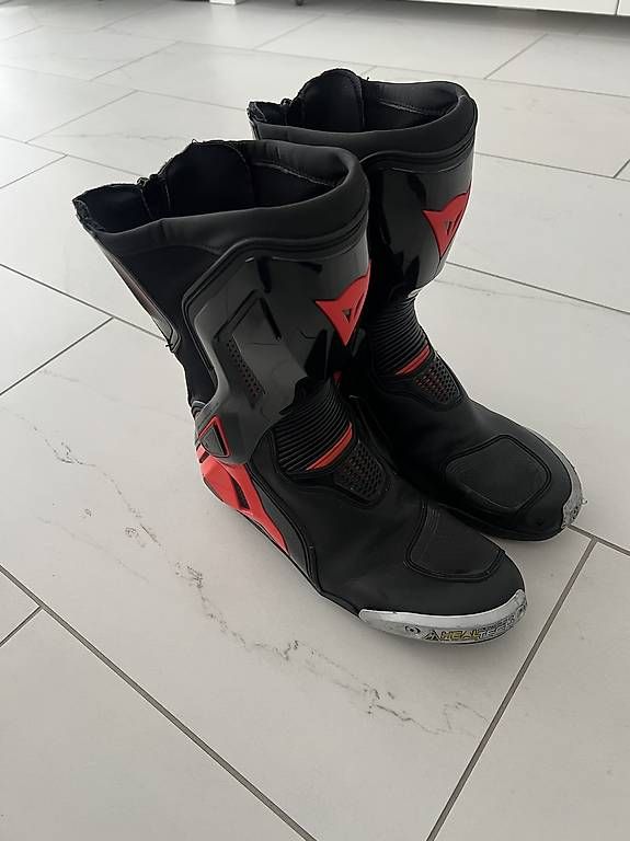 Scarpe da uomo: Dainese – Usato da Grosswangen venduto da carlos320d 2
