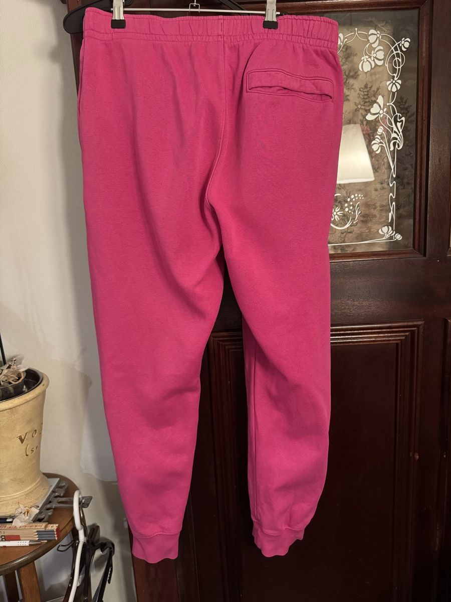 Nike Pantaloni: Nike Hose Trainerhose Sporthose  – Usato da Obfelden venduto da cesarina10 7
