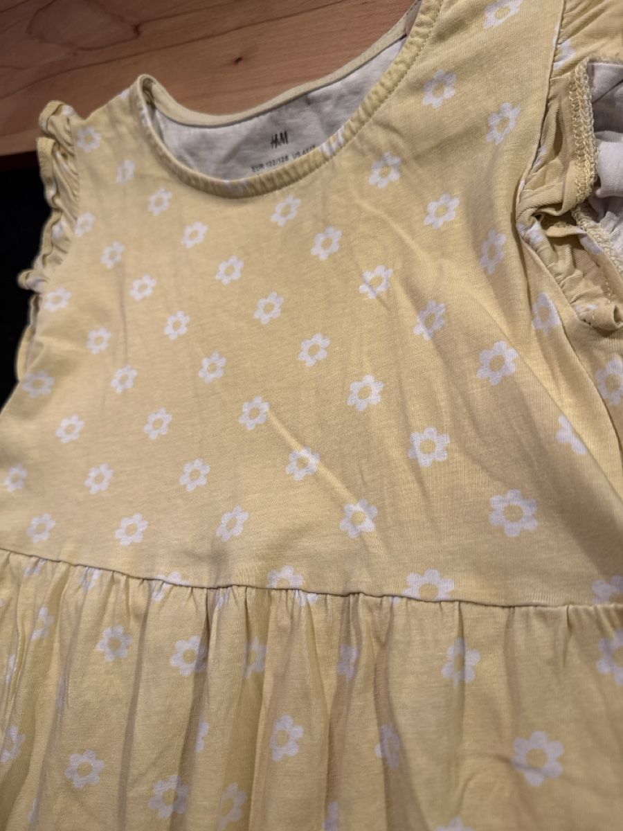 H&M Kleider & Röcke: H&M Kleid, Gr. 122/128 – Gebraucht aus Grabs von Shelly_87 2
