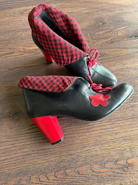 Scarpe da donna: Tolle Pumps von Minush & Chie Mihara Grösse 38 – Usato da Hedingen venduto da inf_mjl7
