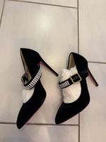 Gucci heels
