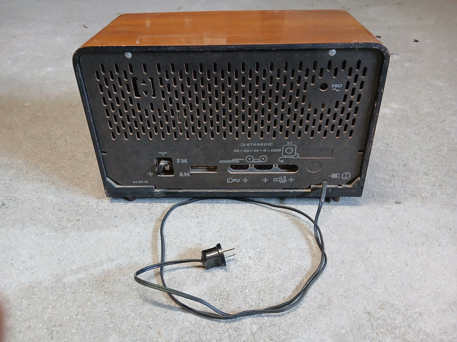 Radios: antikes Radio – Gebraucht aus Schwyz von Arizona64 2