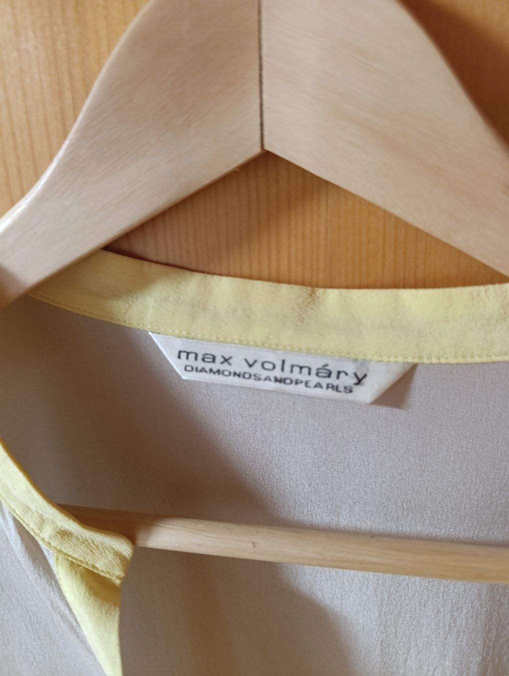 Camicette: Seidenbluse von Max Volmary – Usato da Wittnau venduto da norge010 1