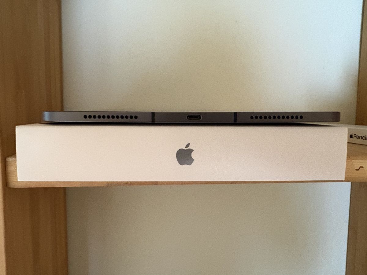Apple Tablet PC: iPad Air 5th Gen M1 64GB – Defekt aus Steffisburg von noctilux 3