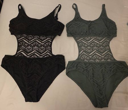 2 neuwertige MONOKINI mit Spitzenaplikatio gr.42n