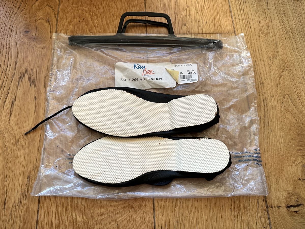 Scarpe da uomo: Jazz Black Gr. 38 Kay Bee Gr. 36 – Nuovo e nell'imballaggio originale da Basel venduto da boo_dc8c 1