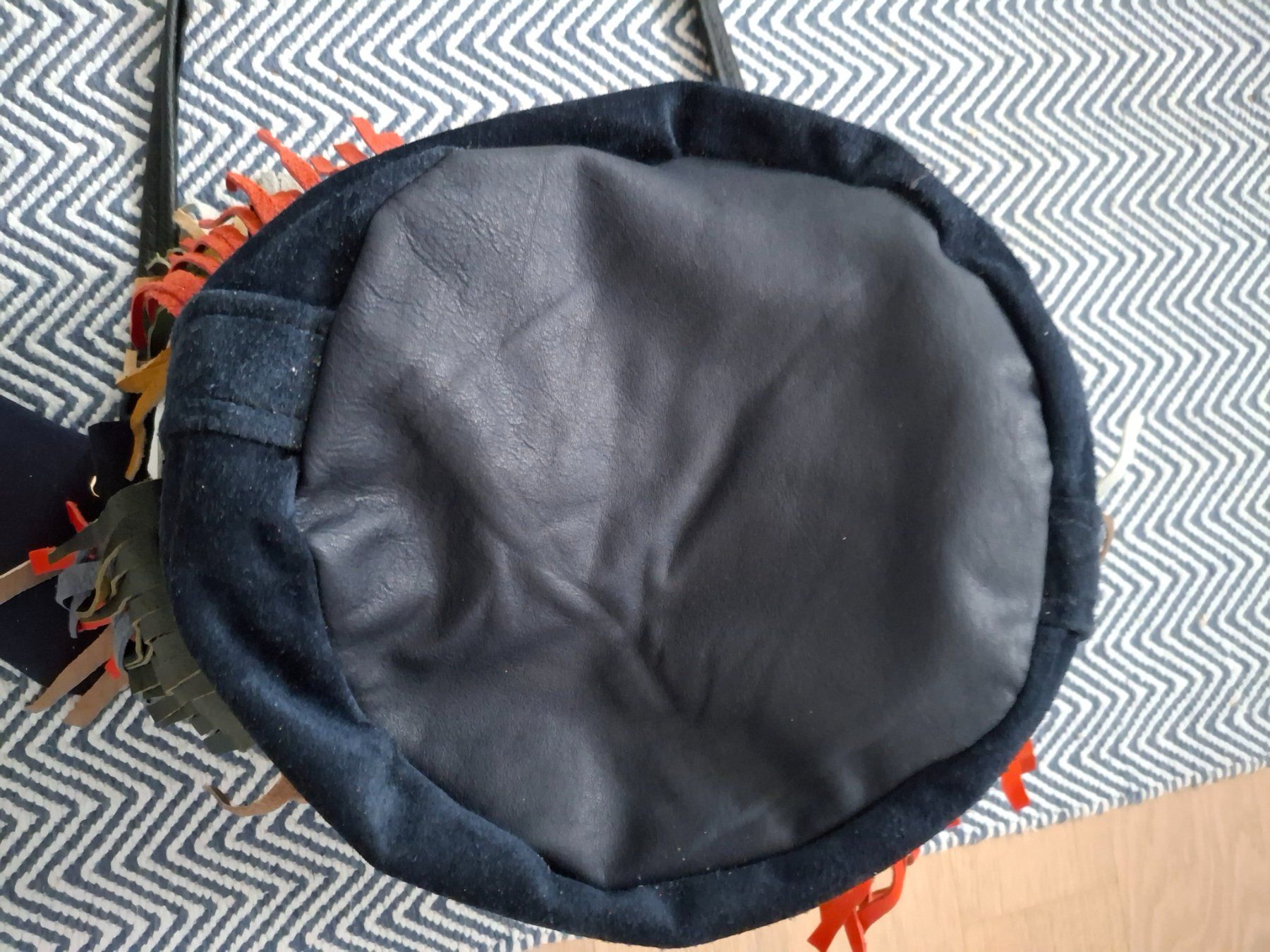 Borse da donna: Schicke Leder Fransen Handtasche / Schultertasche - Chic! – Nuovo (secondo la descrizione) da Bellikon venduto da MellonCollieMitTwint 3