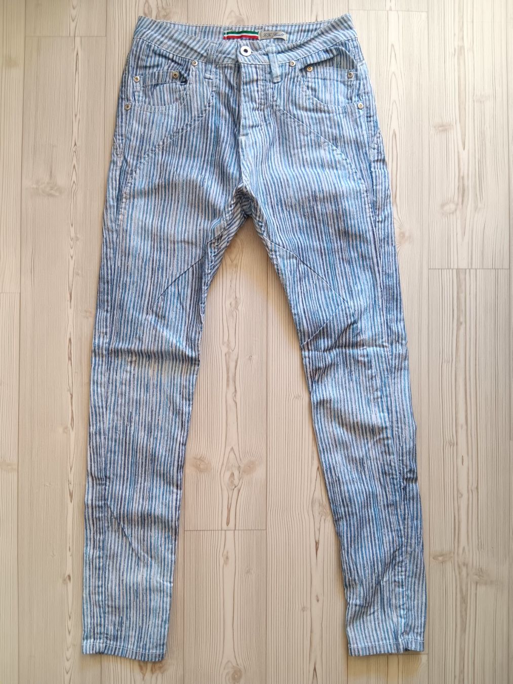 Please Jeans Jeans: PLEASE P20 Jeans taille / Grosse XXS – Usato da Cossonay-ville venduto da Super-Price-Quality