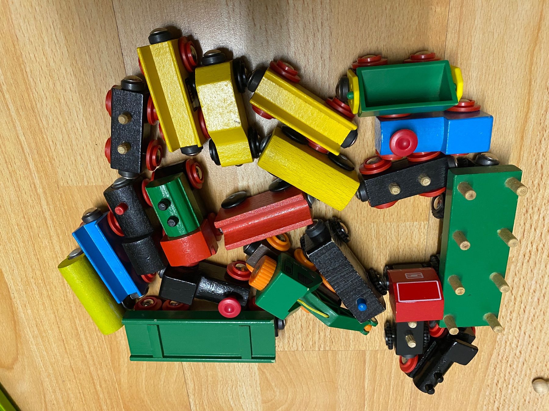 Brio Spielzeuge: Holzeisenbahn Set – Gebraucht aus Turbenthal von Doncarlo 2