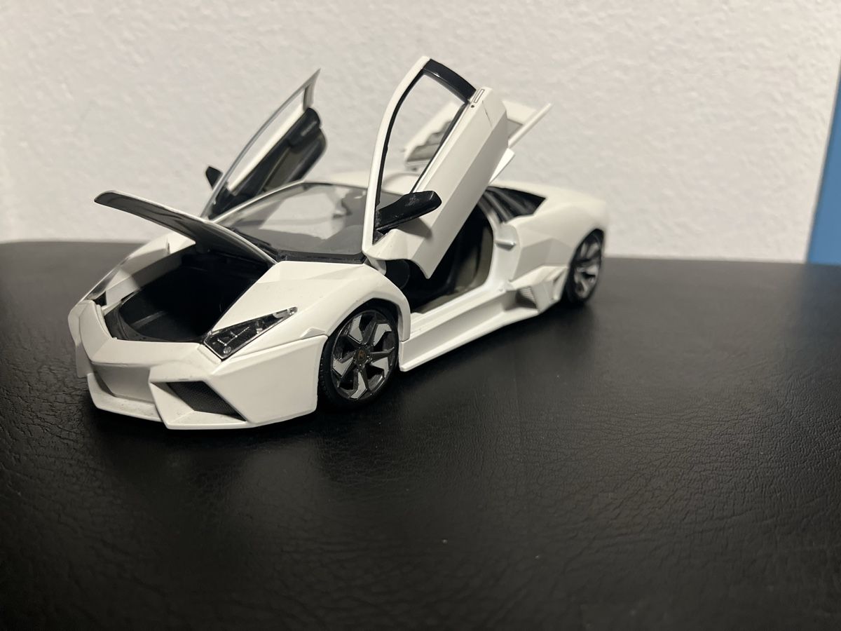 Lamborghini Modellini d'auto: Lamborghini Aventador – Nuovo (secondo la descrizione) da Mägenwil venduto da ele_cd7w 2