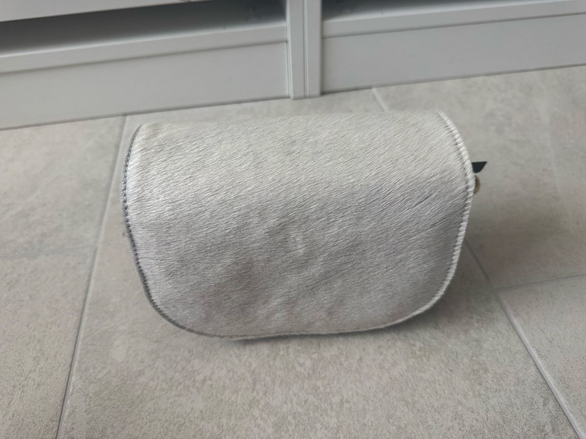 Borse da donna: Echte Felltasche Royal Republik , neu  – Nuovo (secondo la descrizione) da Zürich venduto da Anilein_9989 5
