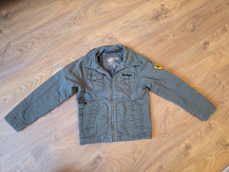 Jacke olivgrün Gr. 128