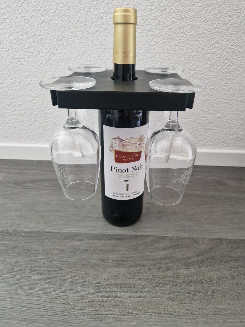 Tutte le decorazioni: Weinglashalter – Nuovo e nell'imballaggio originale da Jegenstorf venduto da Nilo_92