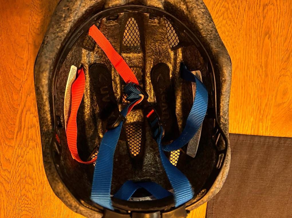 Uvex Caschi: Casco bambino 46-52cm – Usato da Sementina venduto da mar_vhn7 1