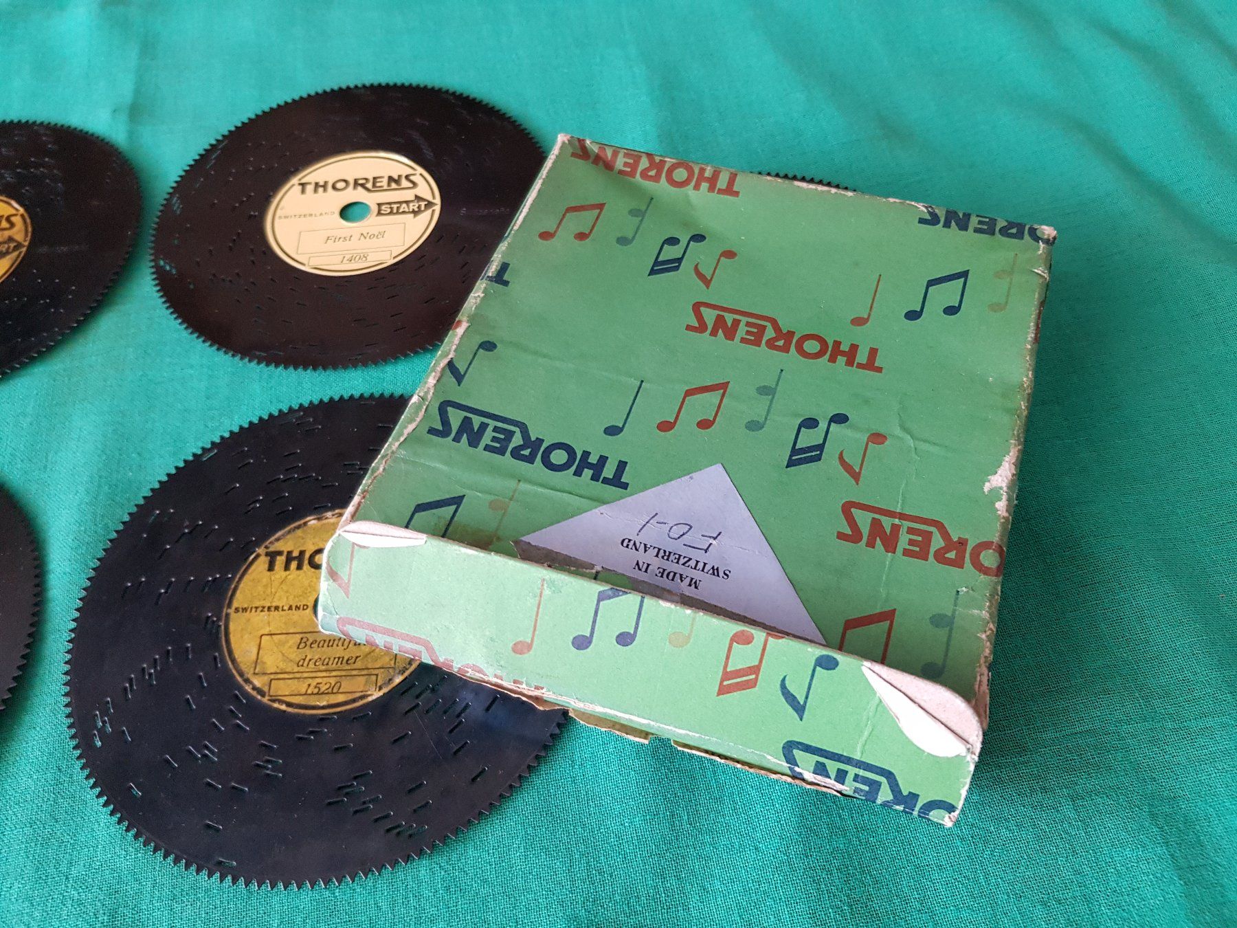Thorens Carillon: Thorens boîte a musique – Usato da Genève venduto da odu50 6
