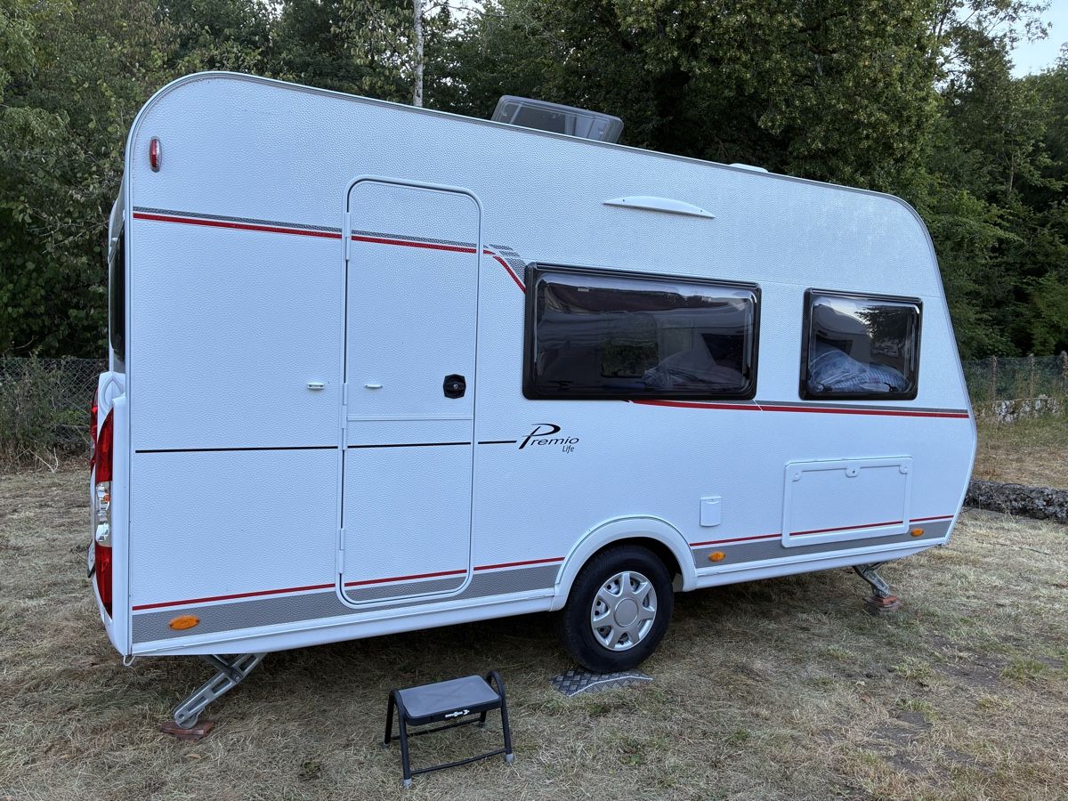 Bürstner Véhicules de camping:  Bürstner Premio Life ! – D'occasion à Chur par jasi18