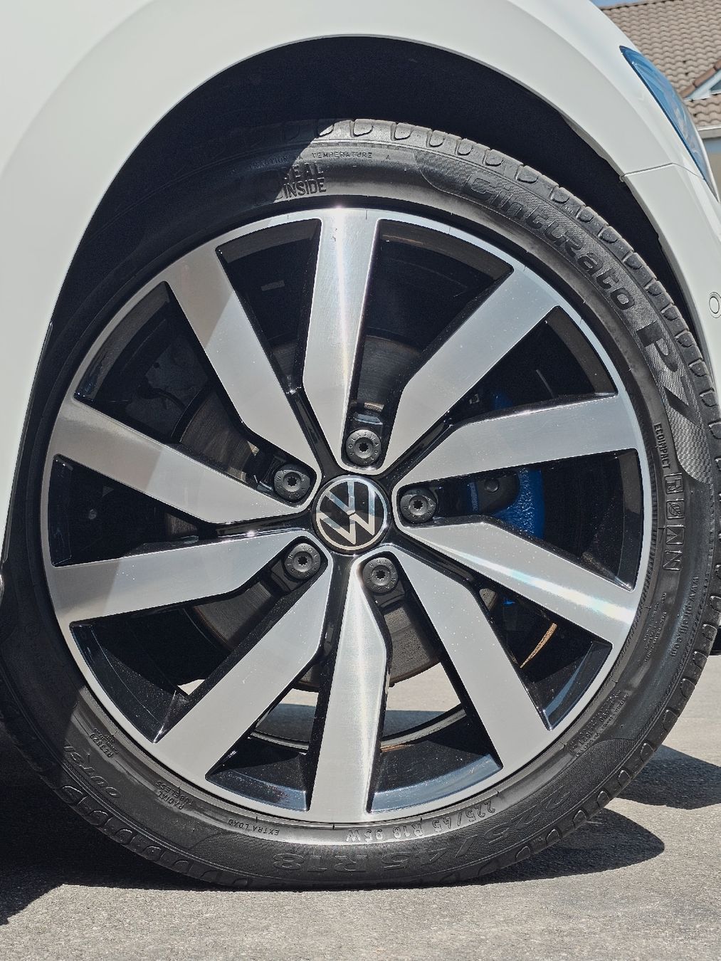 VW Autos: VW Touran R Line – Gebraucht aus Triengen von dio_8nst 1