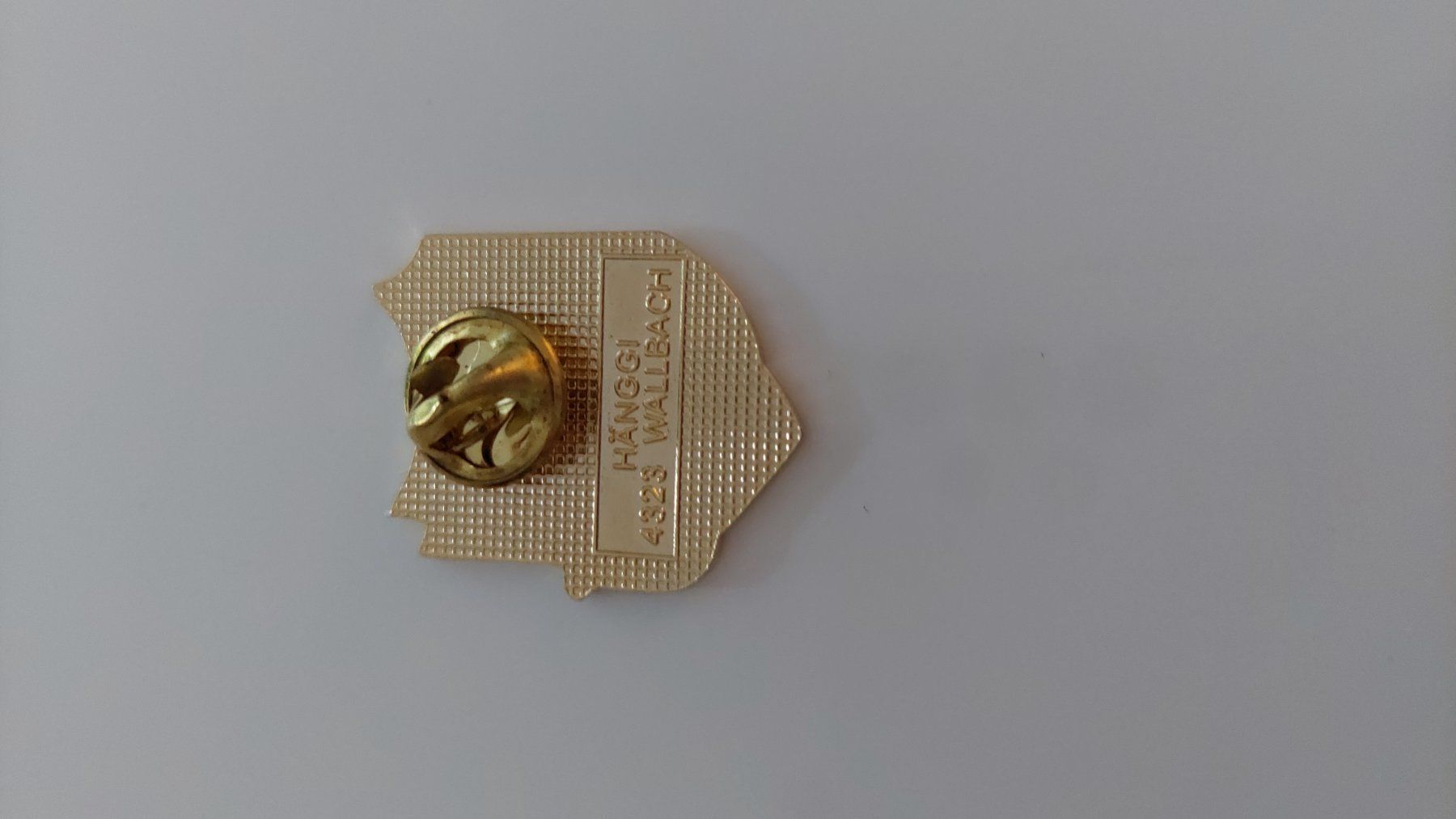 Placchette & Badge: Fasnacht Pin – Usato da Köniz venduto da Pinscollect 1