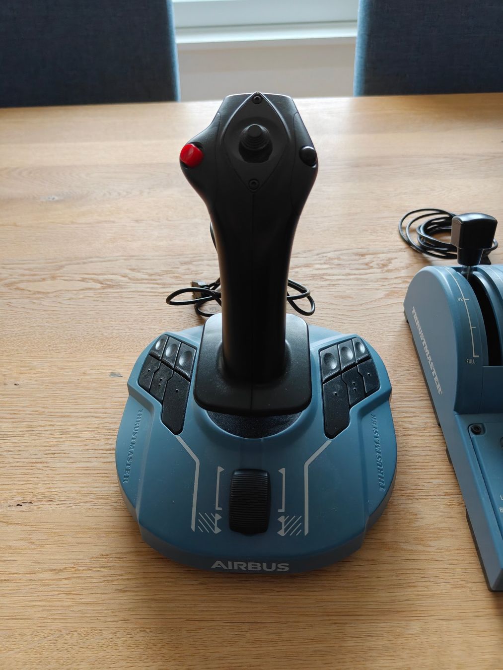 Thrustmaster Controller: Thrustmaster TCA Captain Pack Airbus für Flight Sim – Gebraucht aus Zürich von Olinite 2