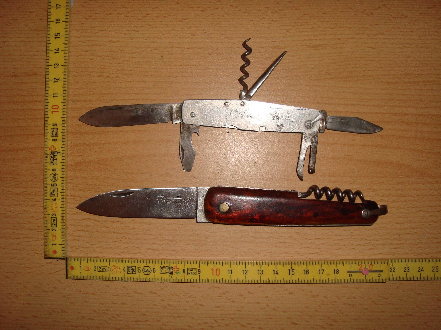 Coltelli tascabile: 2 Taschenmesser Sackmesser Klappmesser – Usato da Vordemwald venduto da tinumesser