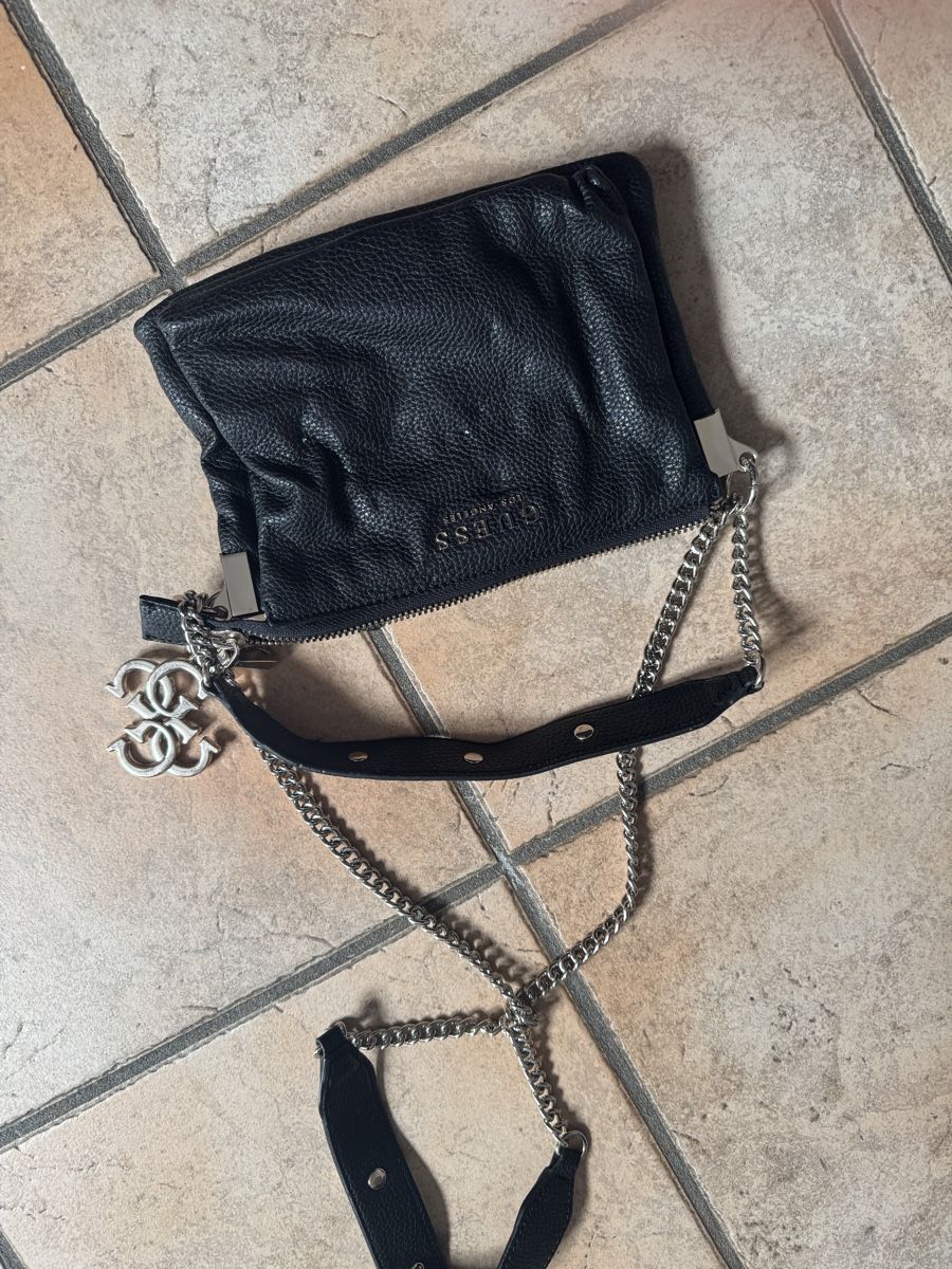 Guess Borse da donna: Tasche Guess – Usato da Schellenberg venduto da tmketz