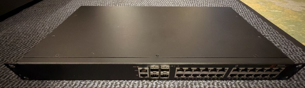 Hub & Switch: Brocade ICX 6430-24 – Usato da Heerbrugg venduto da predch