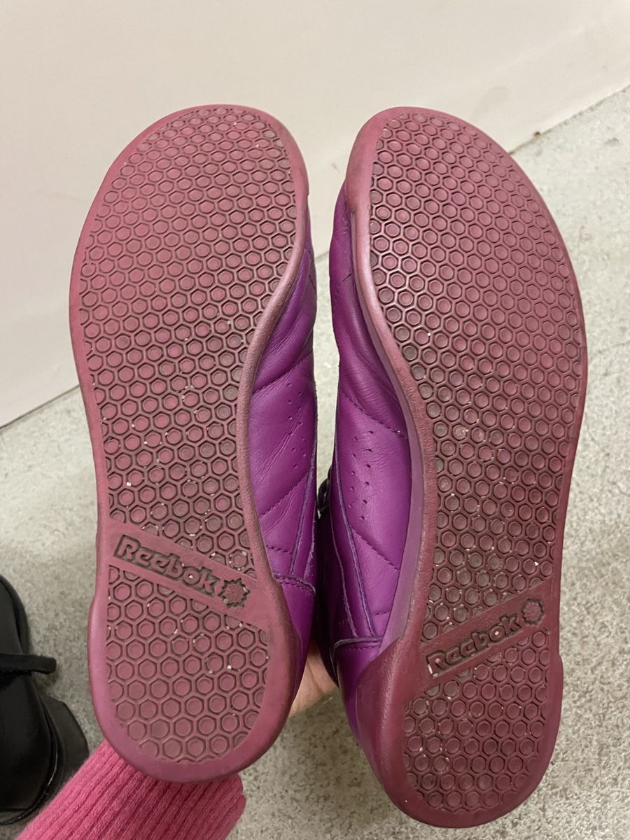 Reebok Herrenschuhe: Reebok Limited Edition 38 purple – Gebraucht aus Männedorf von Isa88fashion 2