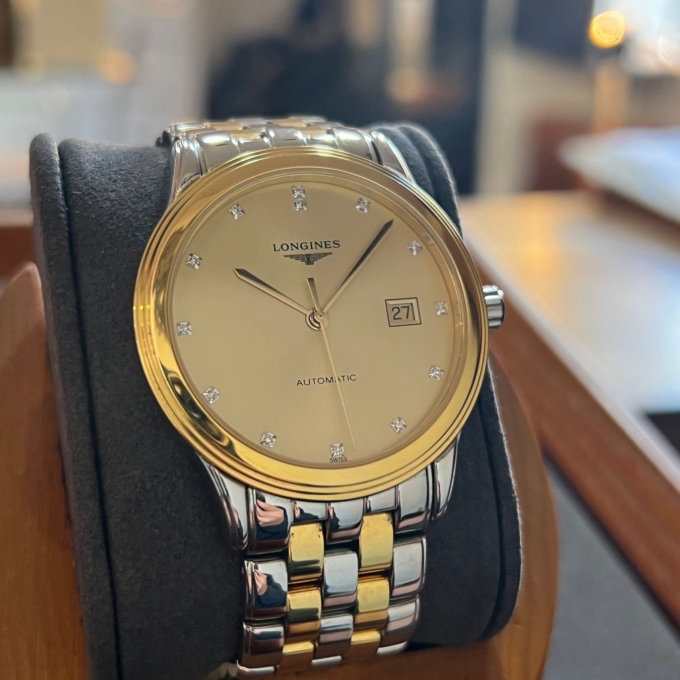 Longines Montres: FLASH SALE Longines Flagship Two-Tone Diamond Index L4.984.3 – D'occasion à Carouge GE par Watchaser 1