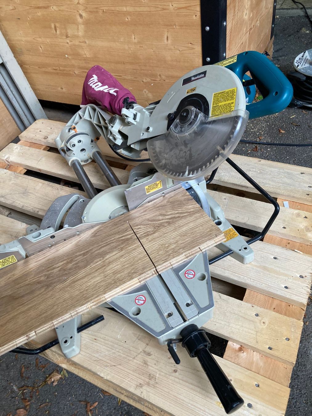 Makita Seghe: Makita Kappsäge LS1013 – Usato da Uster venduto da Deltabox